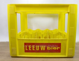 Leeuw bier kunststofkrat jaren 70 2a